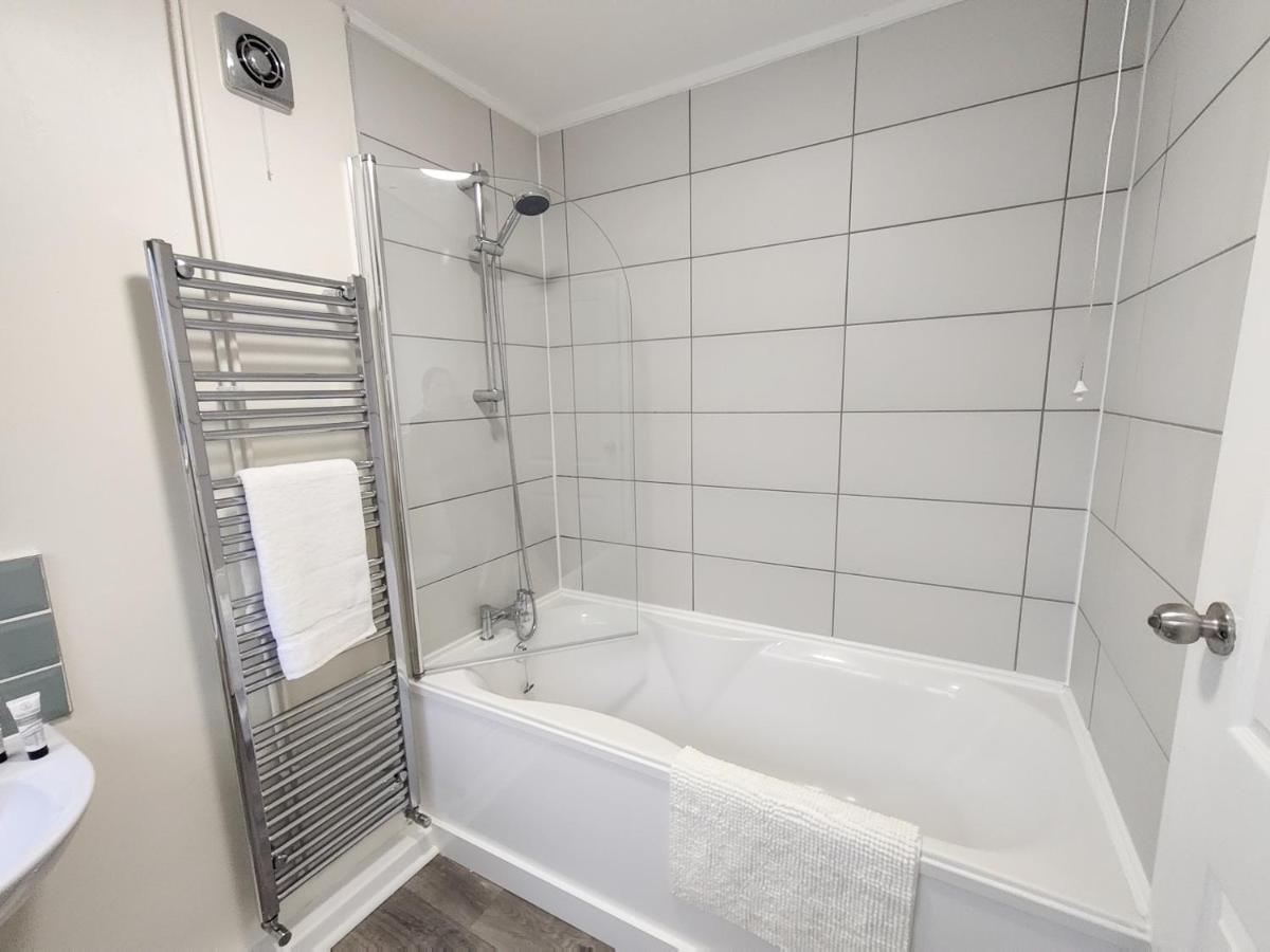 3Br-St Johns Hse-Free Parking-Workers-Kitchen-Wifi-Dog Friendly Apartment Doncaster Luaran gambar