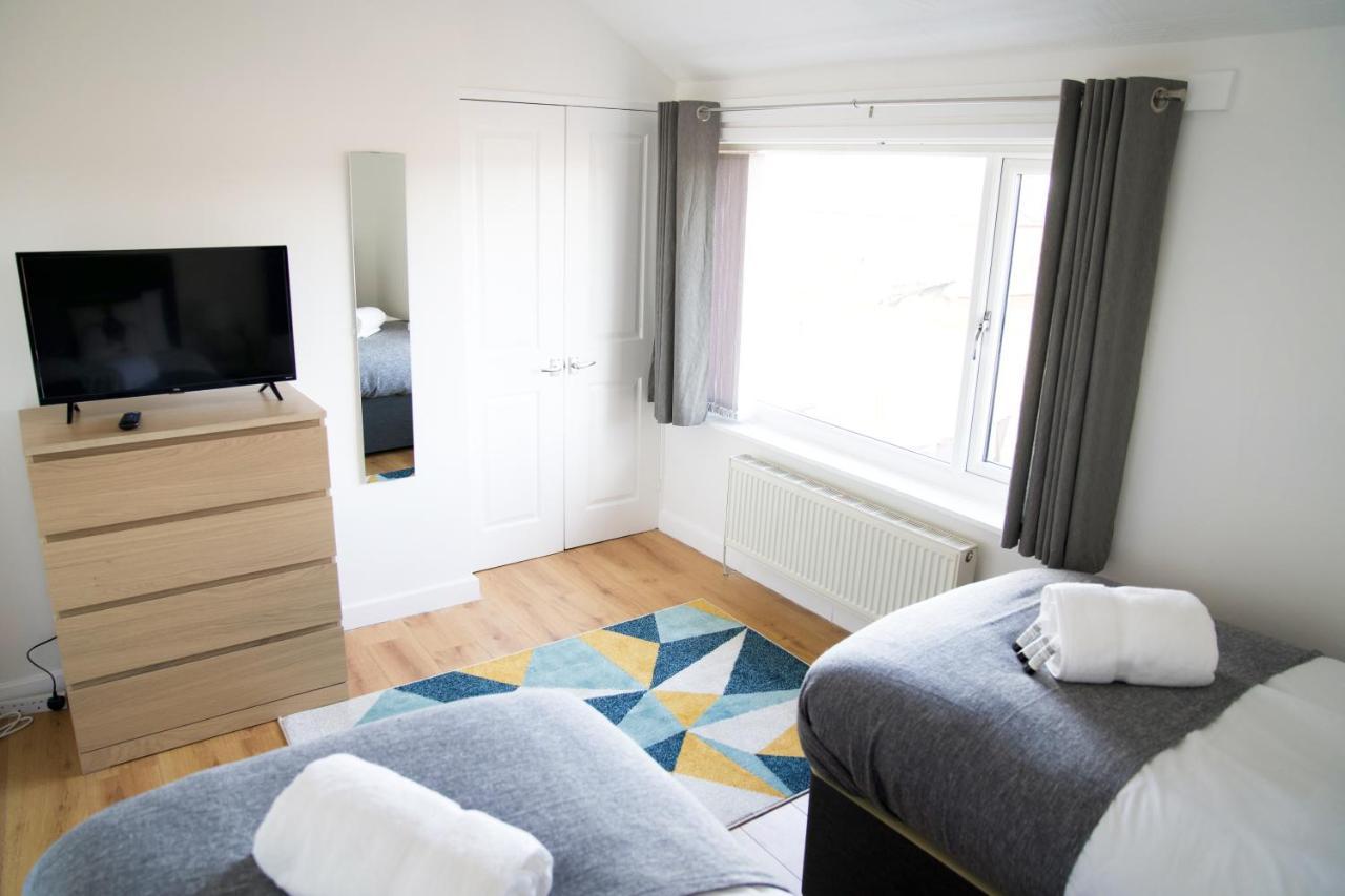 3Br-St Johns Hse-Free Parking-Workers-Kitchen-Wifi-Dog Friendly Apartment Doncaster Luaran gambar