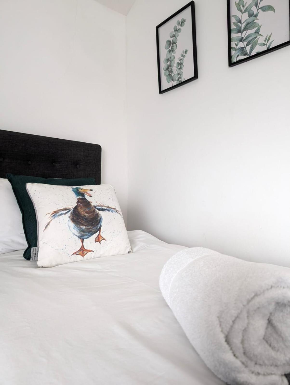3Br-St Johns Hse-Free Parking-Workers-Kitchen-Wifi-Dog Friendly Apartment Doncaster Luaran gambar